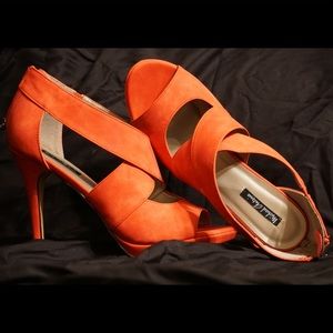 NWOT Michael Antonio Red Heels
